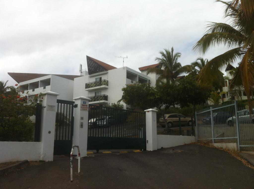 A Deux Pas De L'Ocean Apartment Saint-Gilles-les Bains Ngoại thất bức ảnh